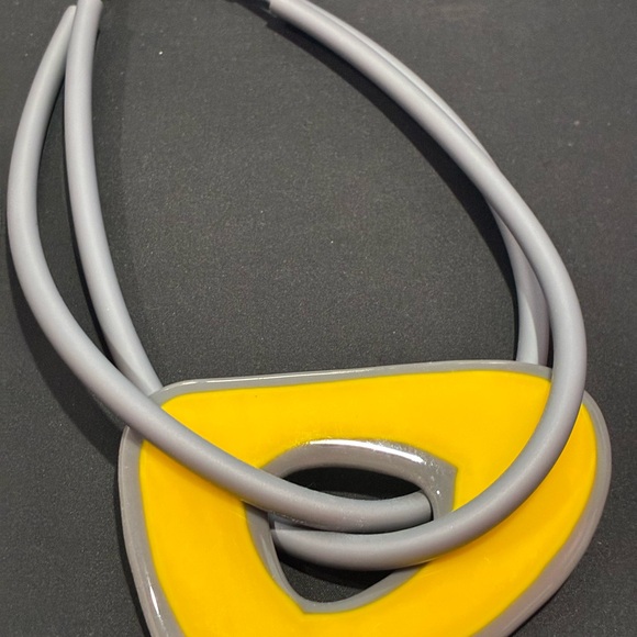 Murano Yellow and Gray Necklace - Picture 2 of 4